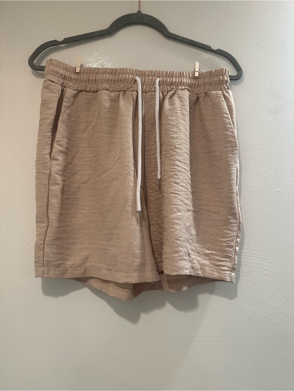 NFINITY Men's Light Beige Athletic Drawstring Shorts